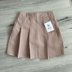 Ladies’ Khaki Skirt